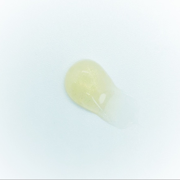 Gold Lip Gloss - Picture 3 of 3